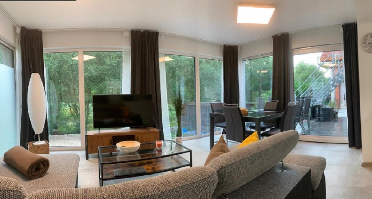 Firmen & Ferienwohnung Brecht 2 Waibstadt ภายนอก รูปภาพ